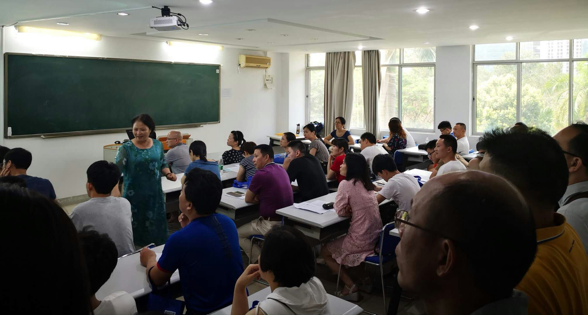 深圳城市學院高考復讀學校